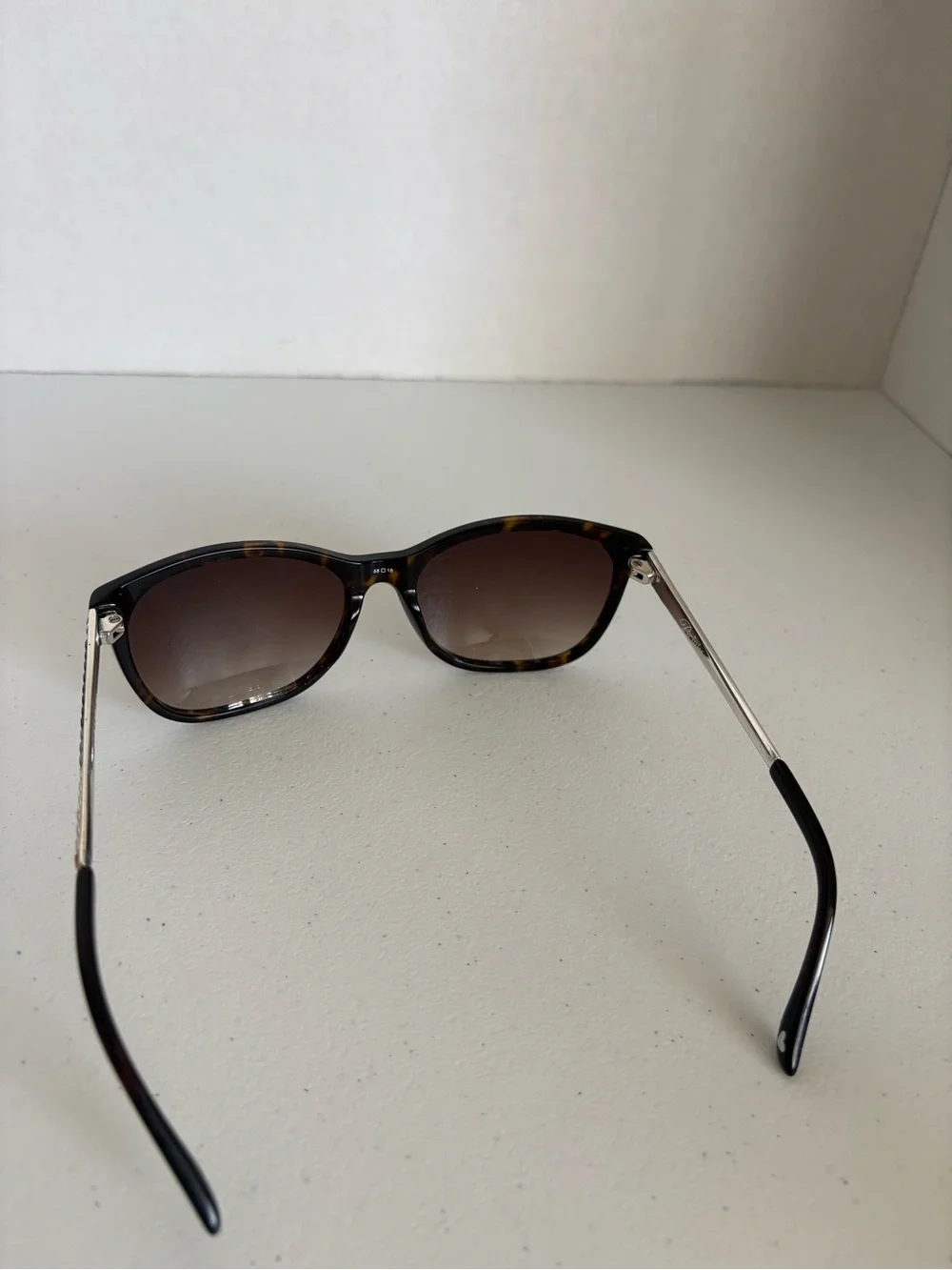 Brighton Tortoise Shell Sunglasses with Brown Gradient Lenses